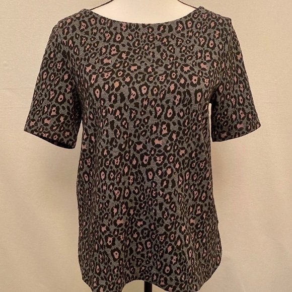 LOFT ANN TAYLOR Cheetah Leopard Animal Print Top - Picture 1 of 8